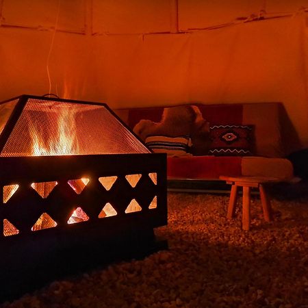 Teepee Camp Lounky 호텔 Chodouny 외부 사진