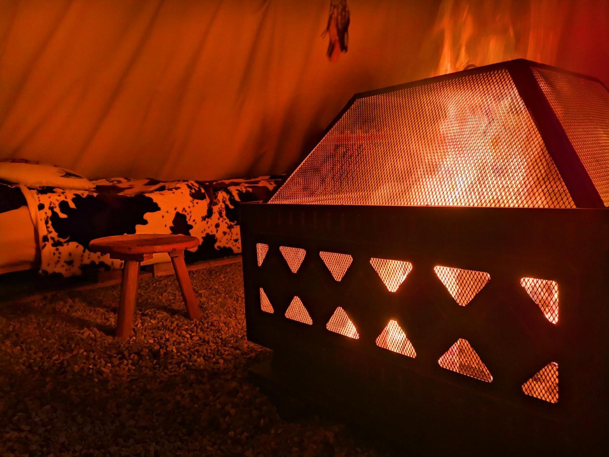 Teepee Camp Lounky 호텔 Chodouny 외부 사진